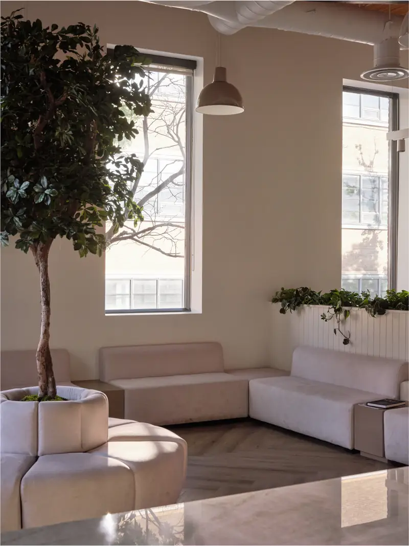 Lounge at Clinique Face MD