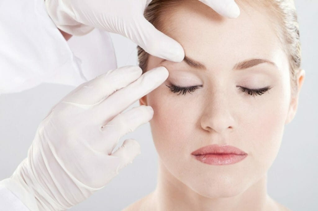 get upper and lower eyelid surgery blepharoplasty and look younger