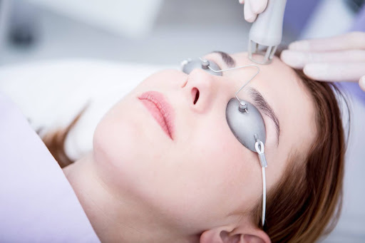 Does co2 laser resurfacing hurt